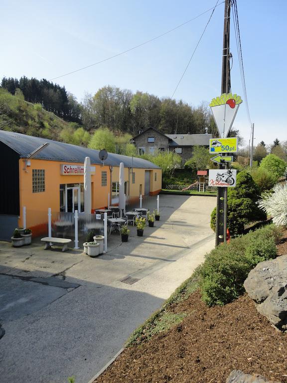 Haus Wangen Studio Burg Reuland Oda fotoğraf